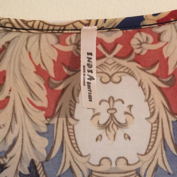 Top - Picture 2 of 3